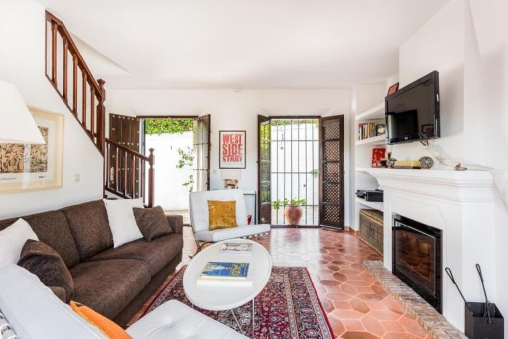 Сasa de vacaciones En- Cozy Andalusian Style Townhouse In Marbella