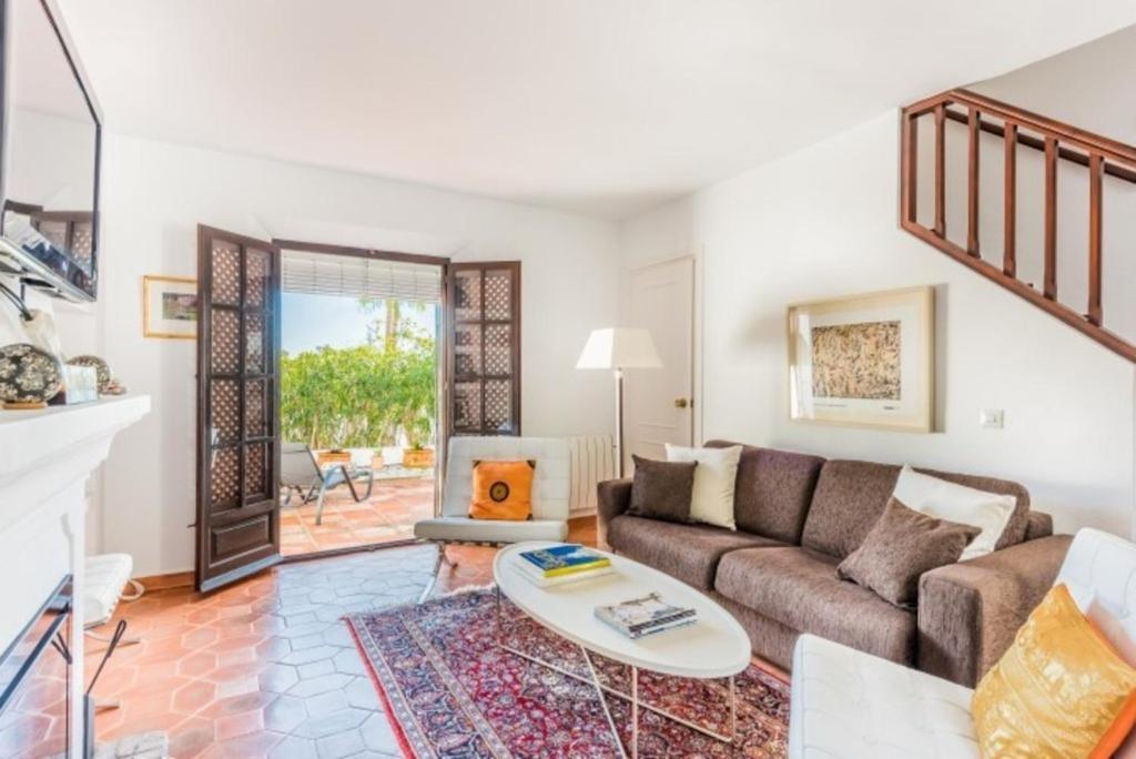 Сasa de vacaciones En- Cozy Andalusian Style Townhouse In