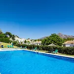 En- Cozy Andalusian Style Townhouse In Marbella