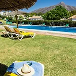 En- Cozy Andalusian Style Townhouse In Marbella